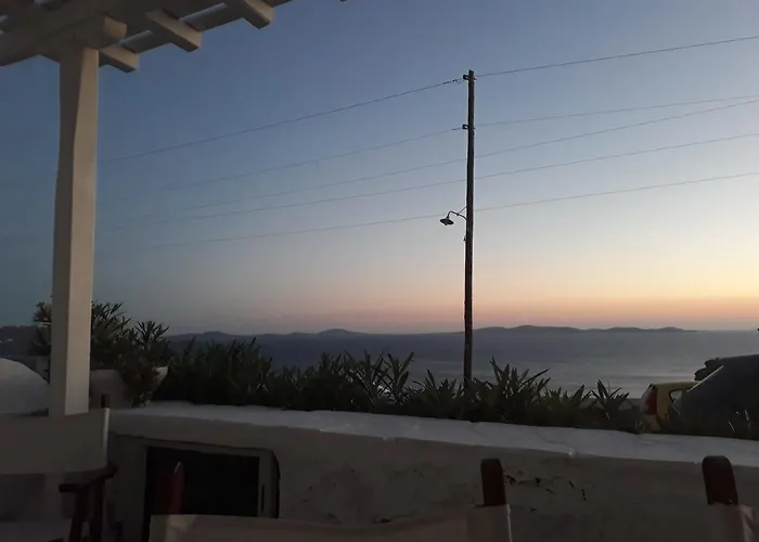 Mykonos Beachfront House With Sunset & Delos View Vakantiehuis *